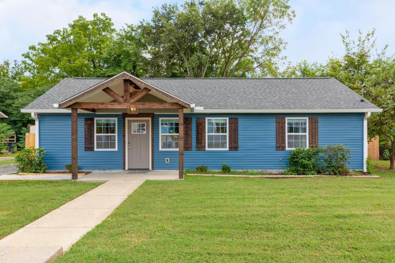 Charming Modern 3-Bedroom Home In East Nashville! Exterior photo