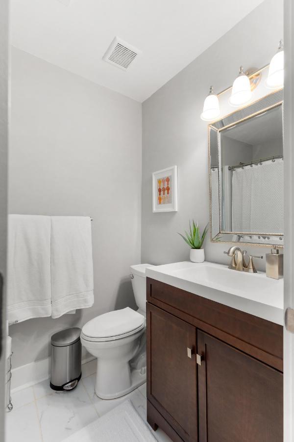 Charming Modern 3-Bedroom Home In East Nashville! Exterior photo